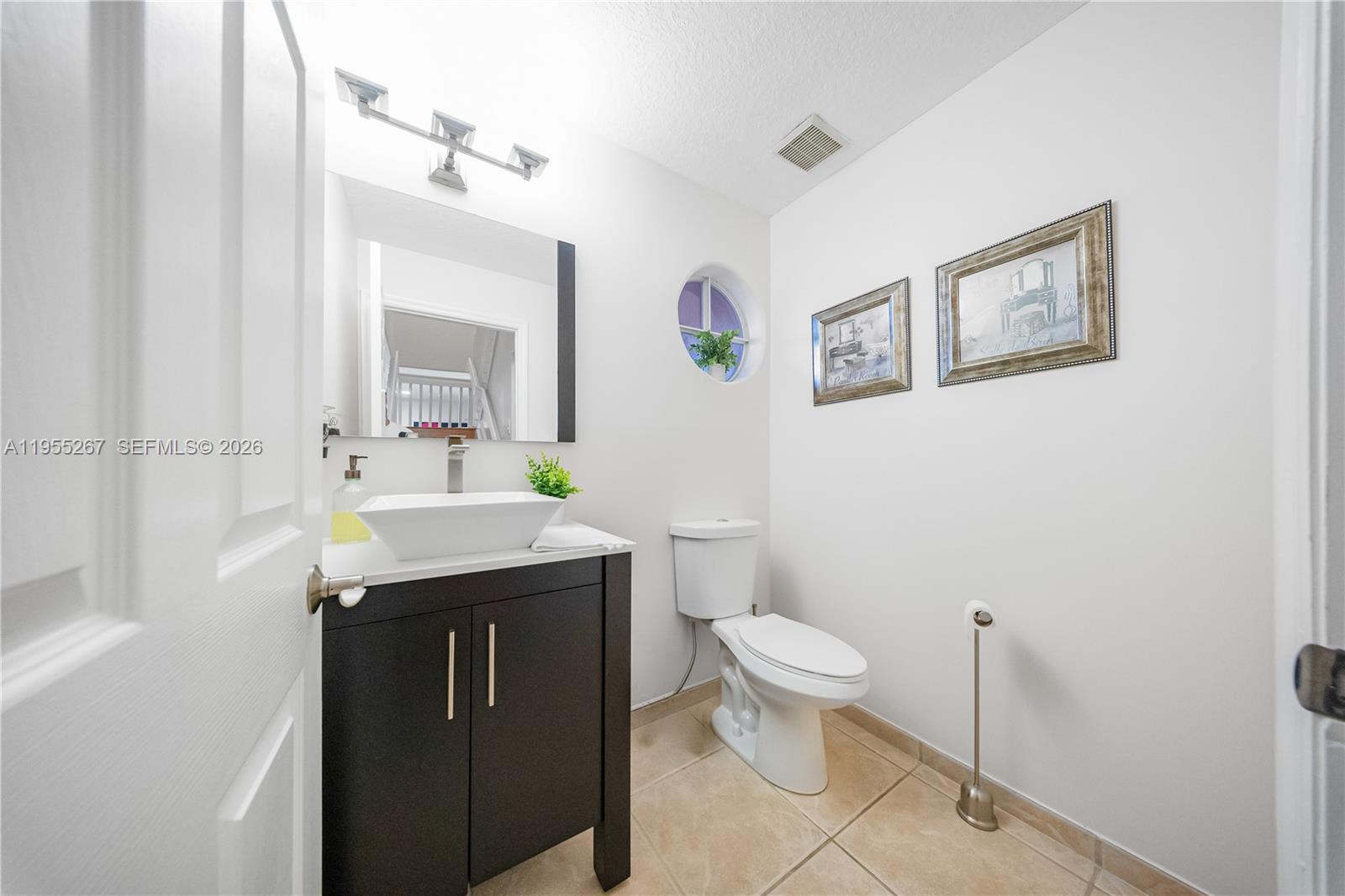 16514 Southwest 68th Terrace Miami, FL 33193 - Photo 10 of 25