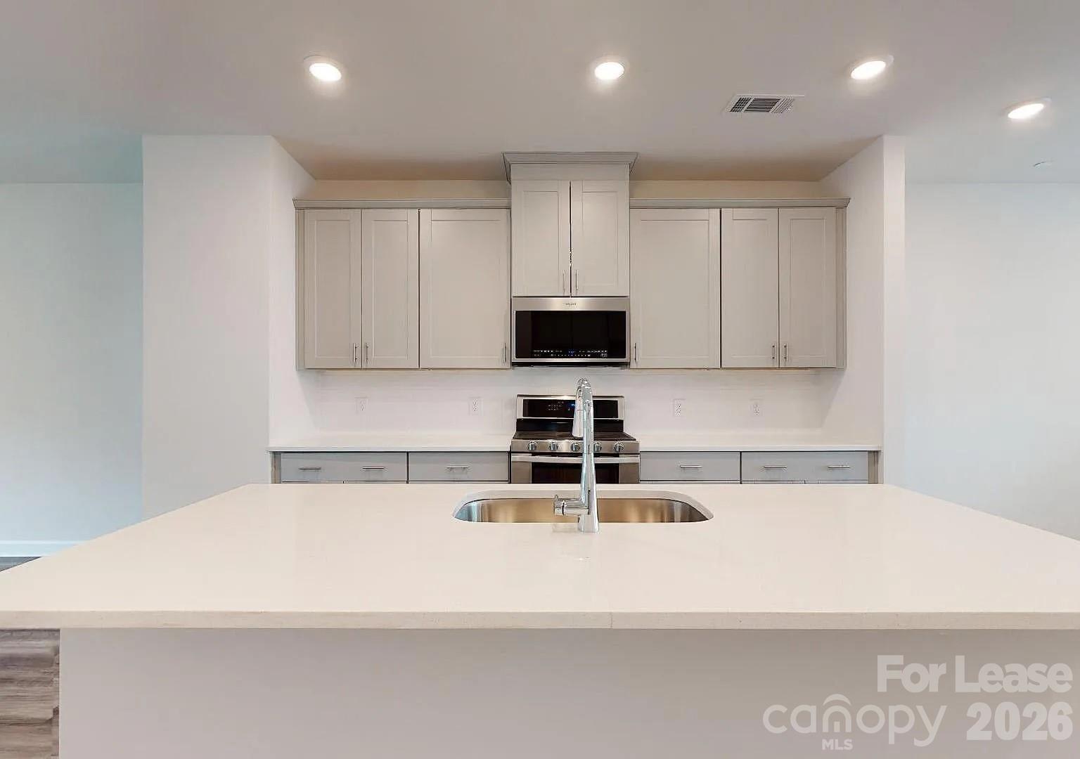 3535 Auburn Curb Road Charlotte, NC 28217 - Photo 6 of 11
