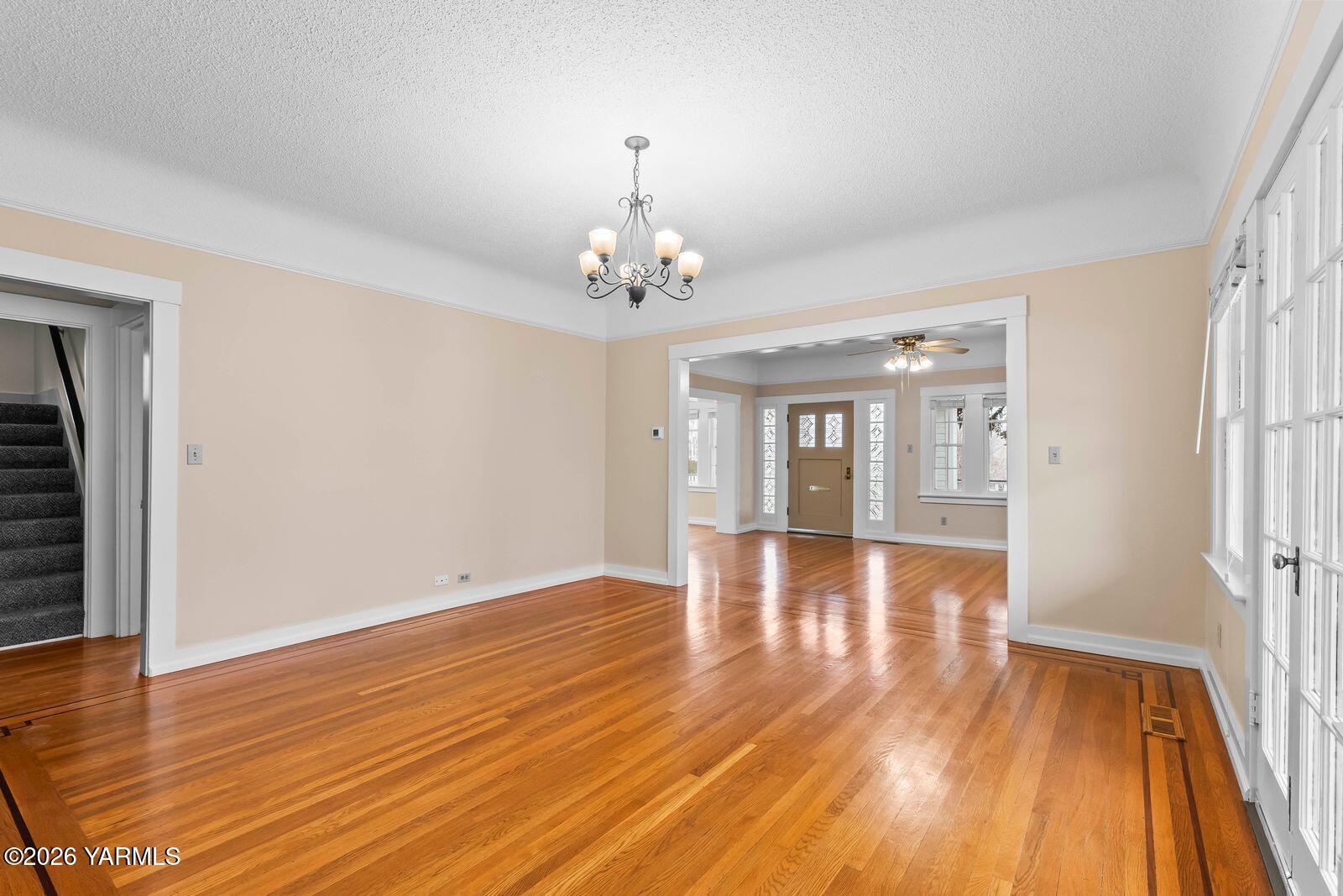 2904 Summitview Avenue Yakima, WA 98902 - Photo 11 of 39 2904 Summitview Ave011