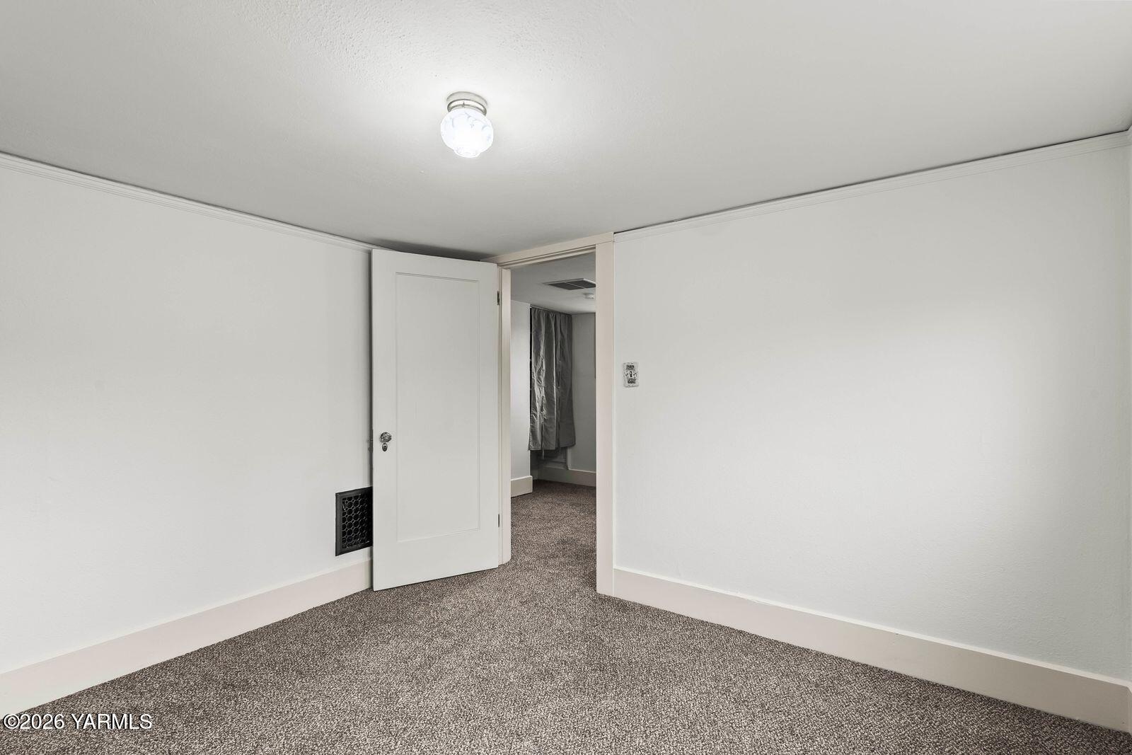 2904 Summitview Avenue Yakima, WA 98902 - Photo 27 of 39 2904 Summitview Ave026