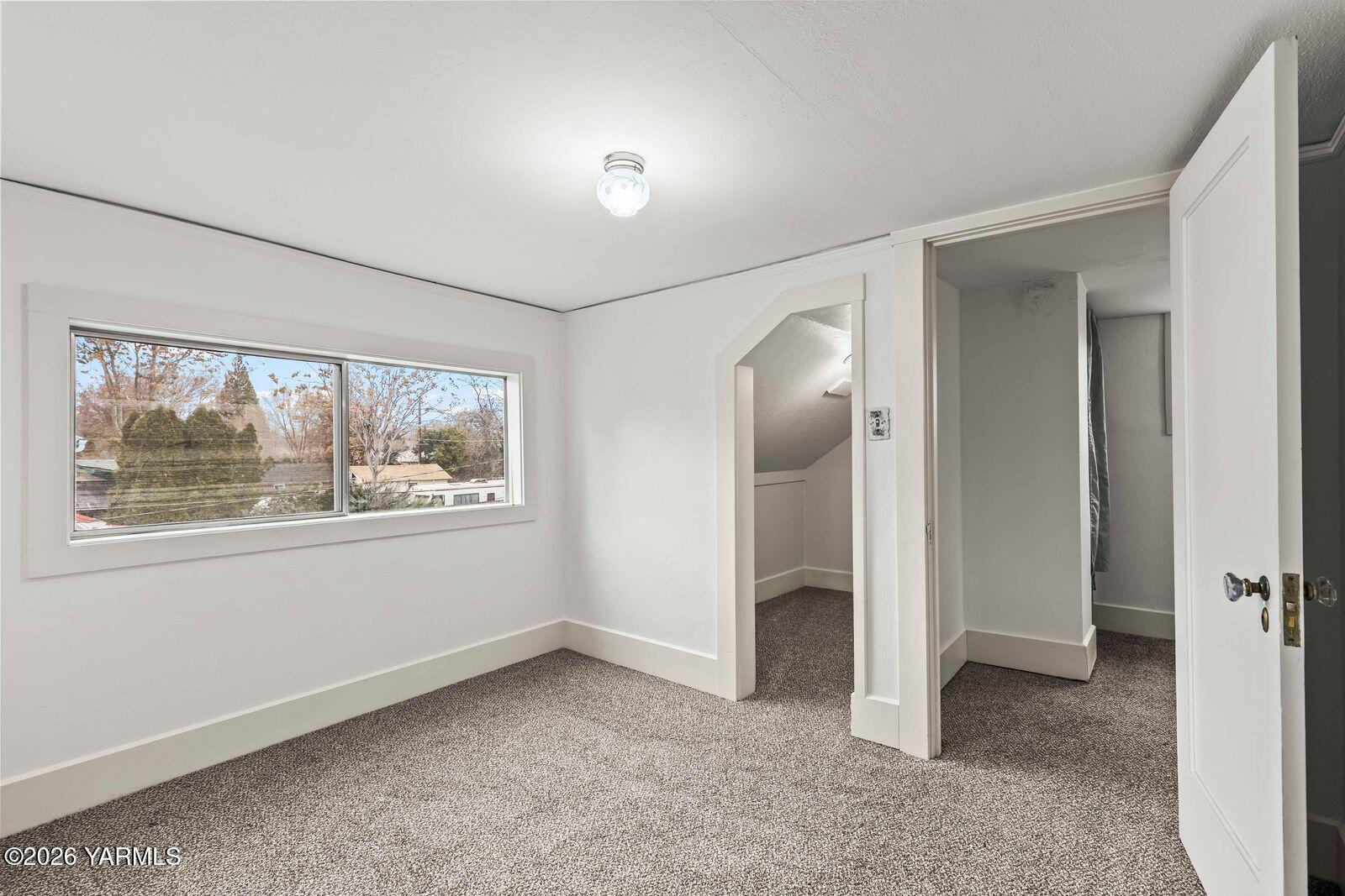 2904 Summitview Avenue Yakima, WA 98902 - Photo 29 of 39 2904 Summitview Ave028