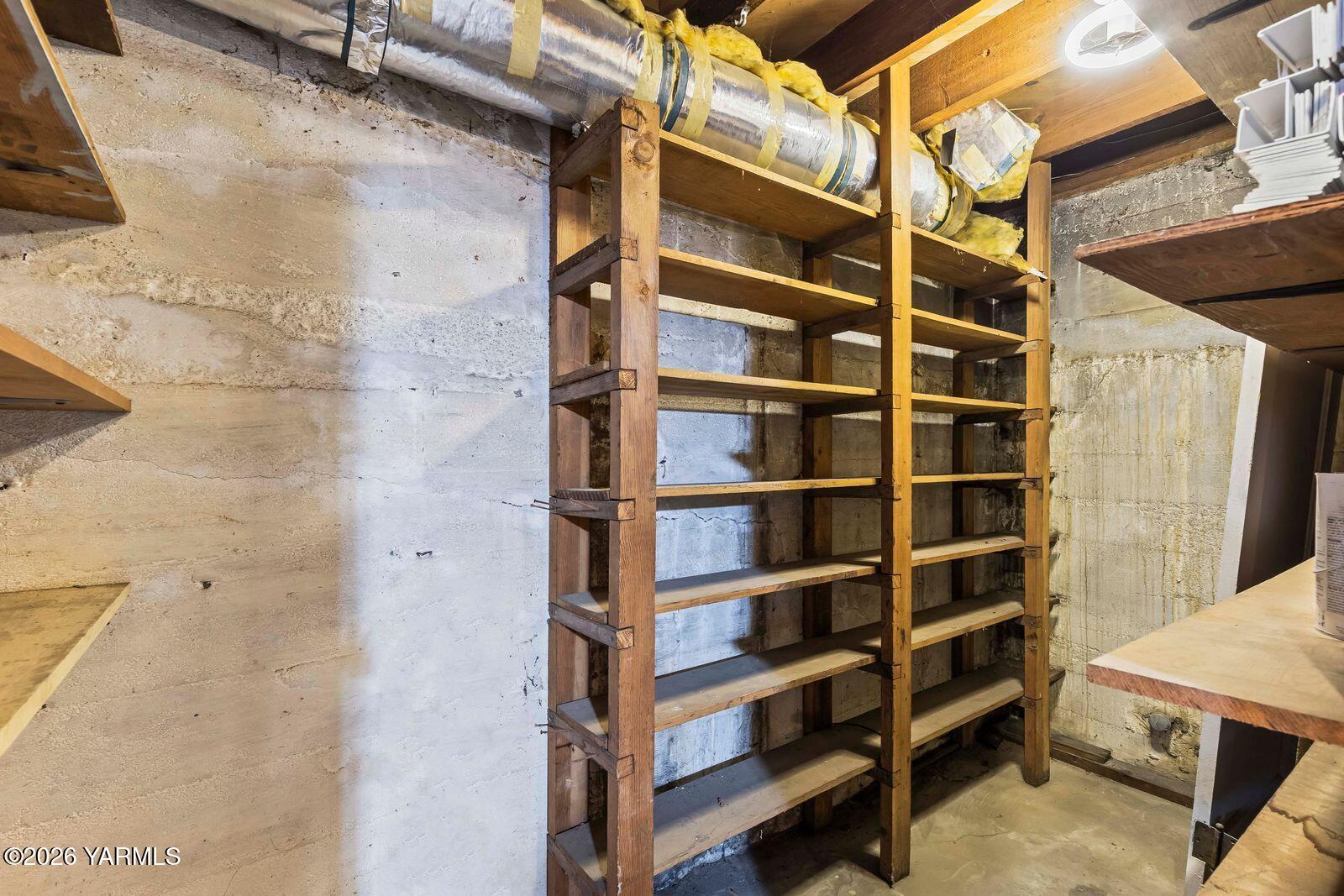 2904 Summitview Avenue Yakima, WA 98902 - Photo 33 of 39 2904 Summitview Ave032