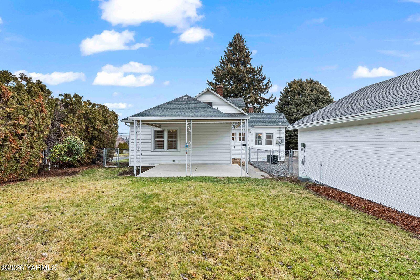 2904 Summitview Avenue Yakima, WA 98902 - Photo 39 of 39 2904 Summitview Ave038