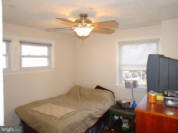 4723 Nantucket Road College Park, MD 20740 - Photo 3 of 14 Bedroom (Master)