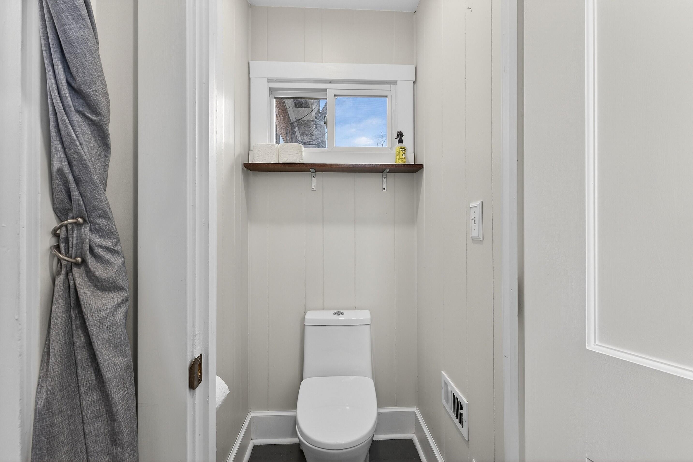 70 Oliver Street Bath, ME 04530 - Photo 18 of 44 70 Oliver St_124