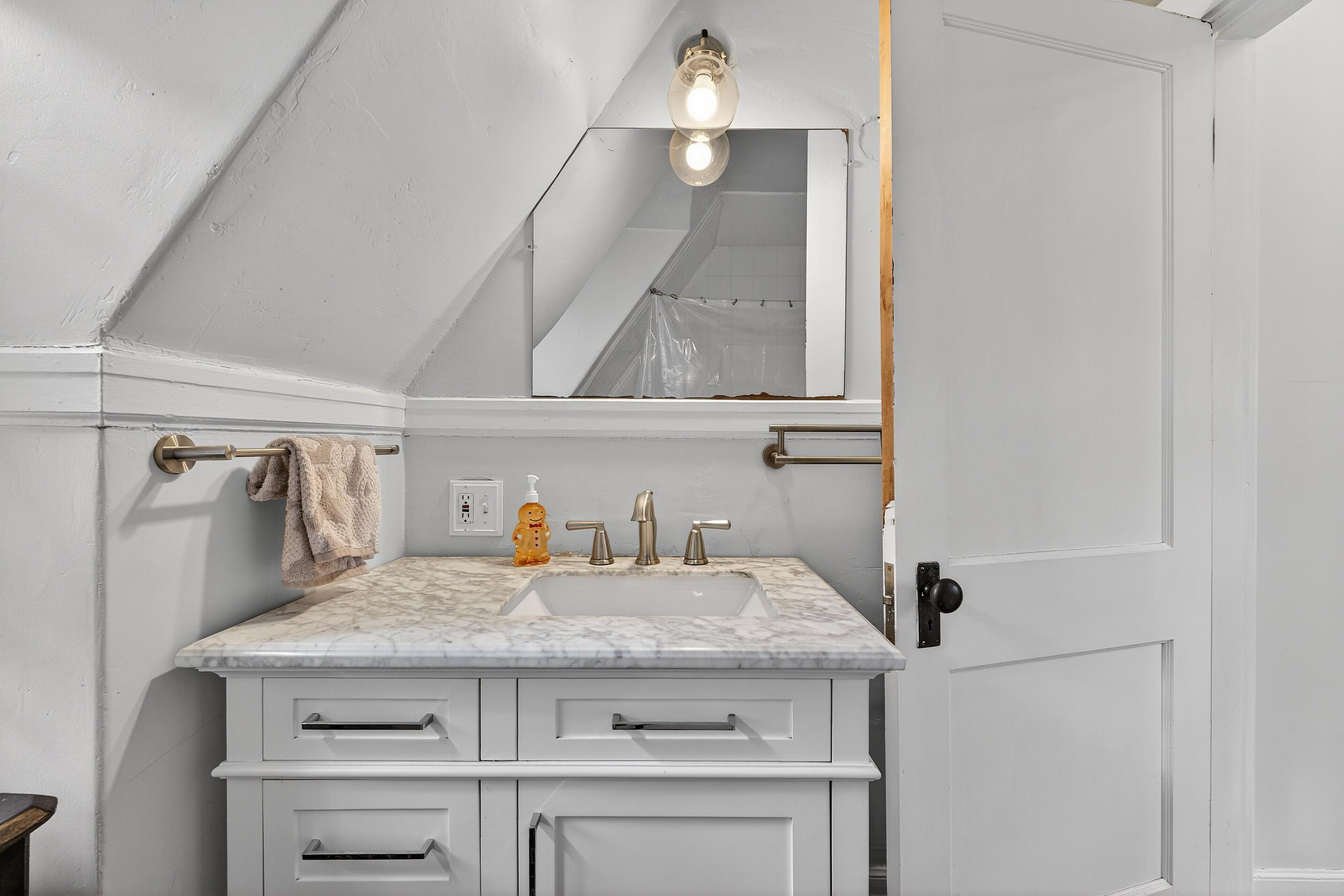 70 Oliver Street Bath, ME 04530 - Photo 25 of 44 70 Oliver St_133