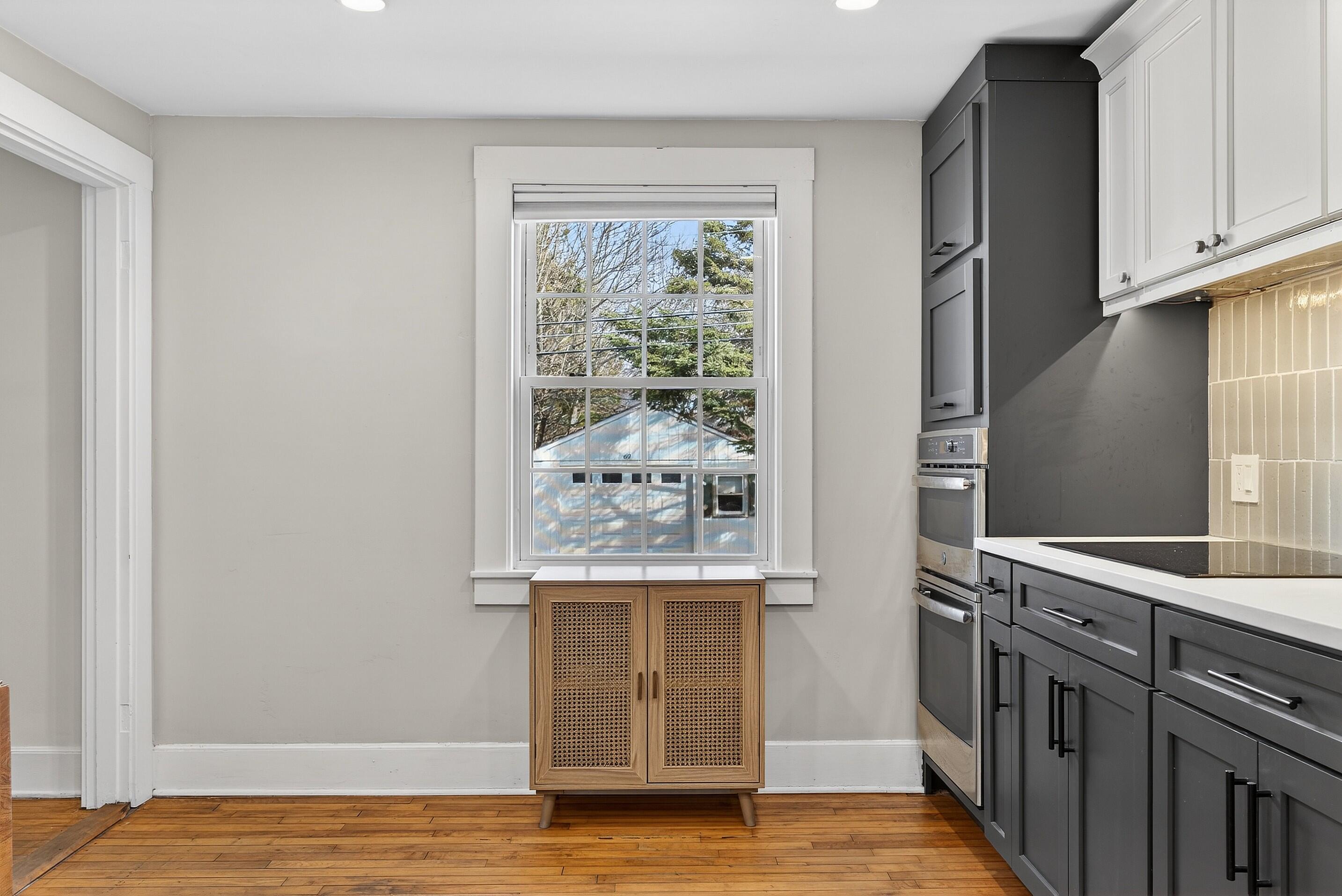 70 Oliver Street Bath, ME 04530 - Photo 8 of 44 70 Oliver St_117