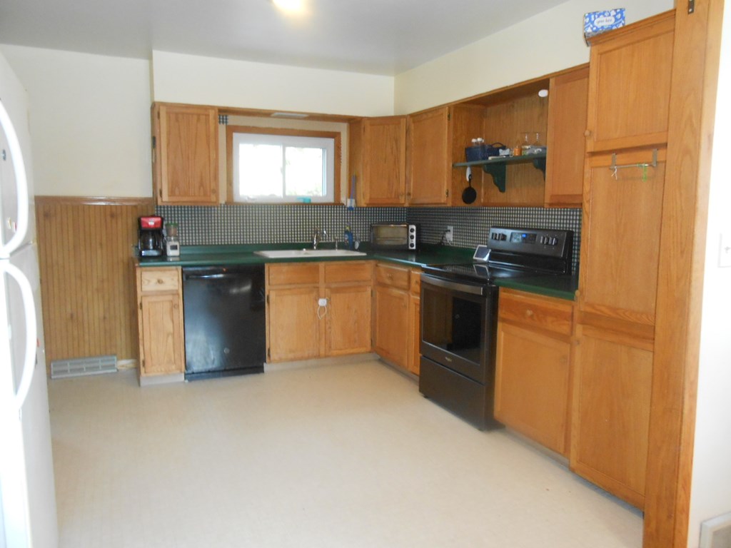 22999 State Rt Highway Cambridge Springs, PA 16403 - Photo 2 of 18