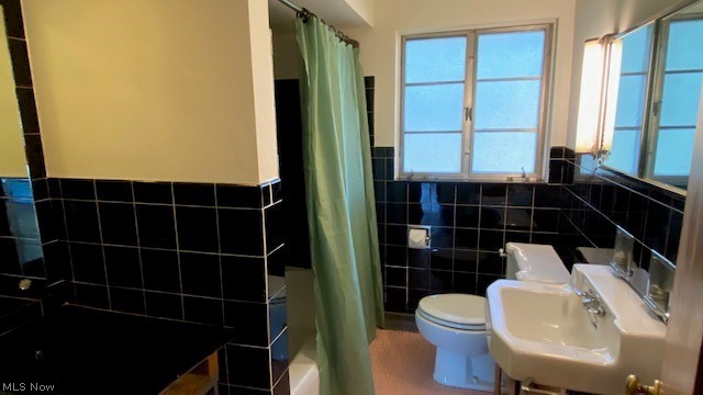 5041 Medina Road Akron, OH 44321 - Photo 10 of 19