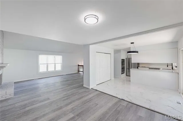 $475,000 | 12897 Nimes Drive, Creve Coeur, MO 63141