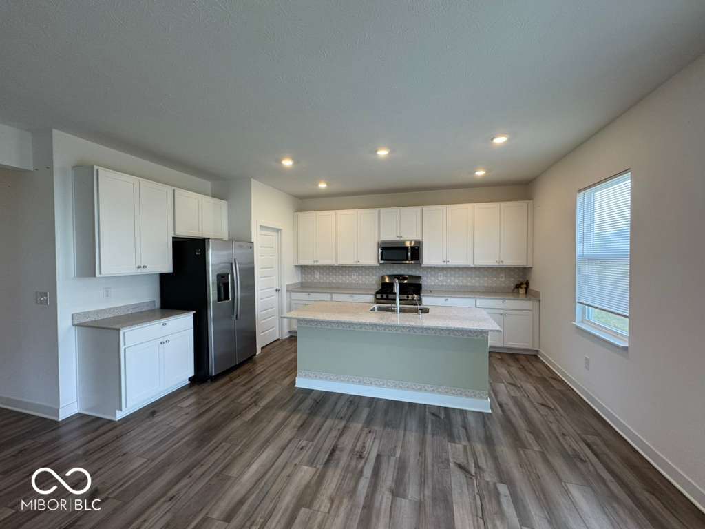 8585 Tripp Road Pendleton, IN 46064 - Photo 12 of 35