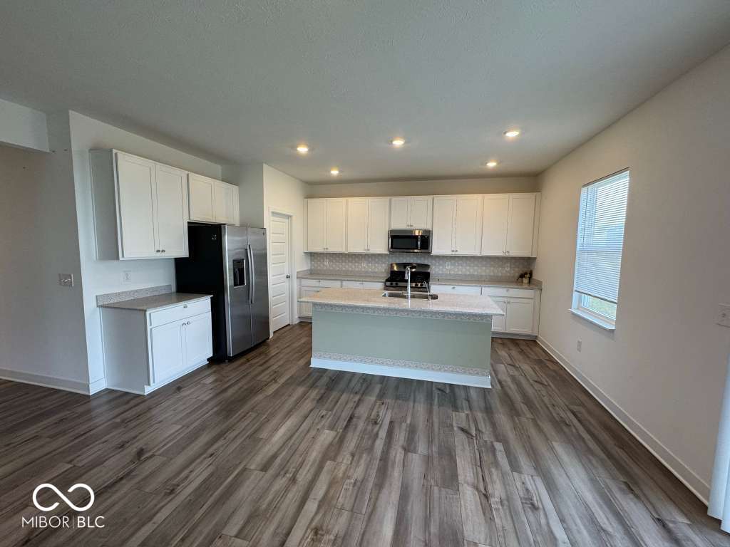 8585 Tripp Road Pendleton, IN 46064 - Photo 13 of 35