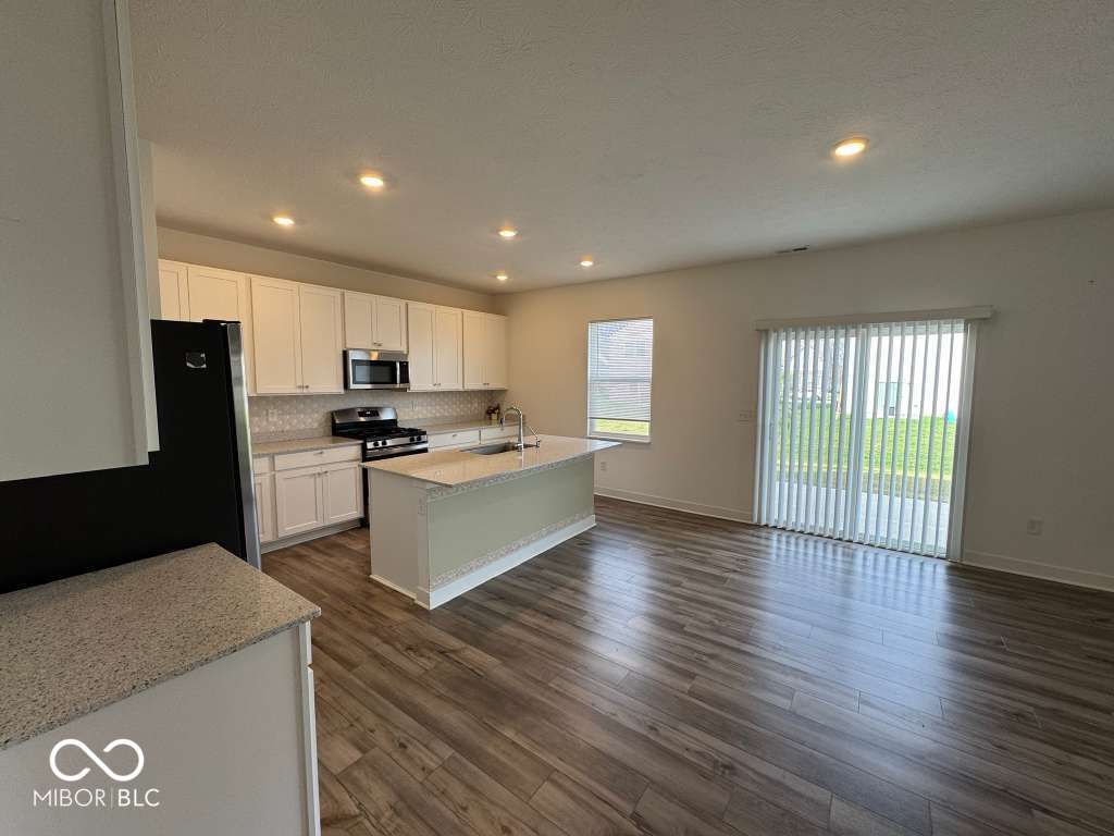 8585 Tripp Road Pendleton, IN 46064 - Photo 14 of 35