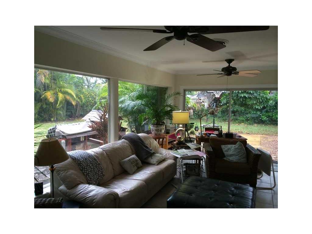 767 Banyan Road Vero Beach, FL 32963 - Photo 3 of 9 Gallery Image 3