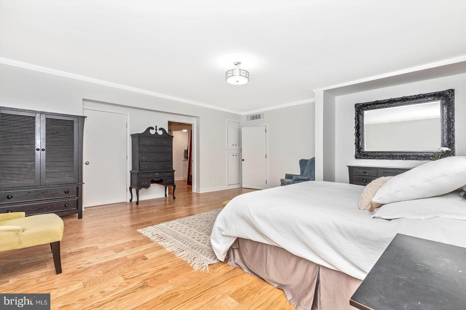 6 East Brookhaven Road Wallingford, PA 19086 - Photo 21 of 70 Remodeled Primary Bedroom