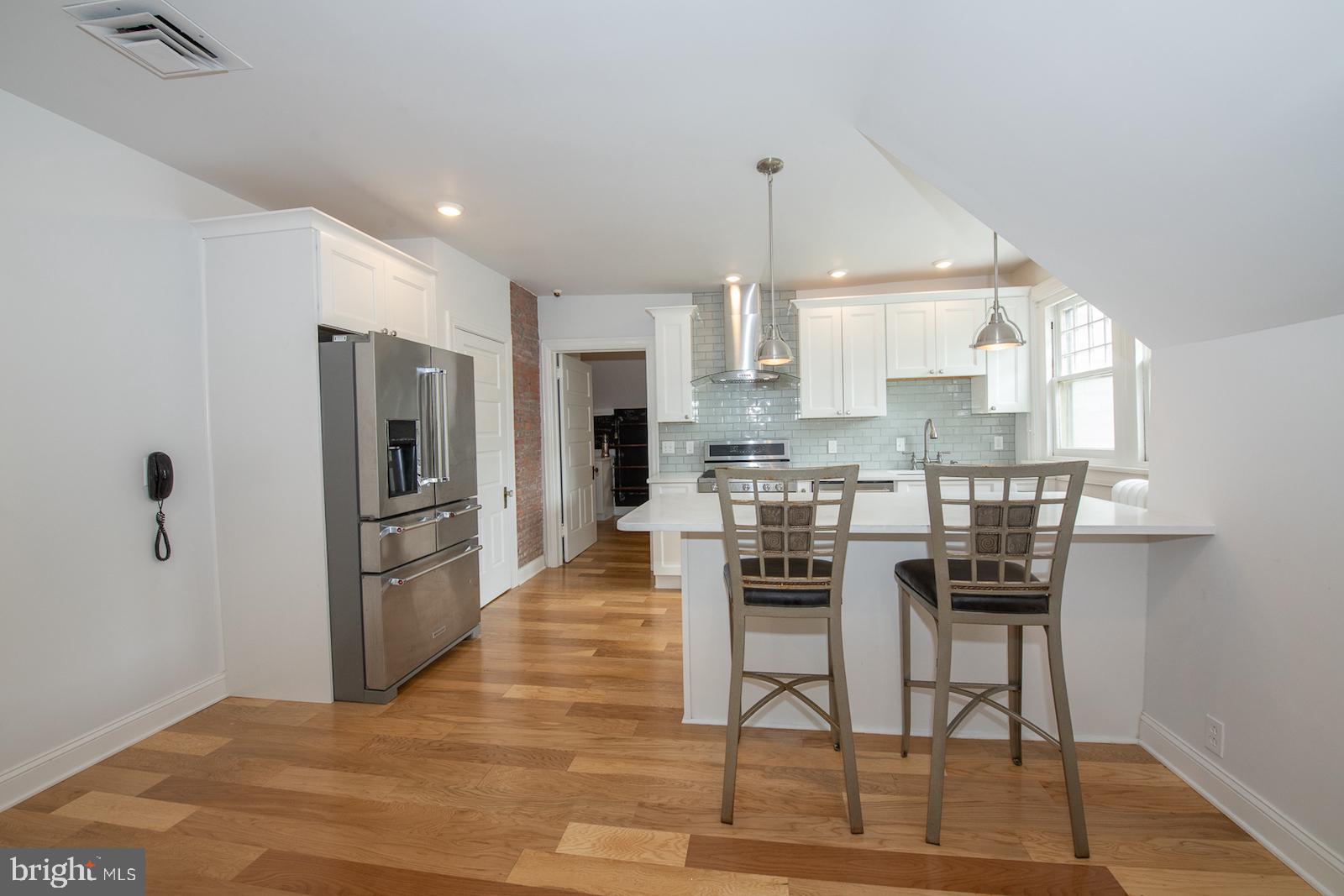 6 East Brookhaven Road Wallingford, PA 19086 - Photo 37 of 70 Remodeled Au Pair Suite - 3rd Floor