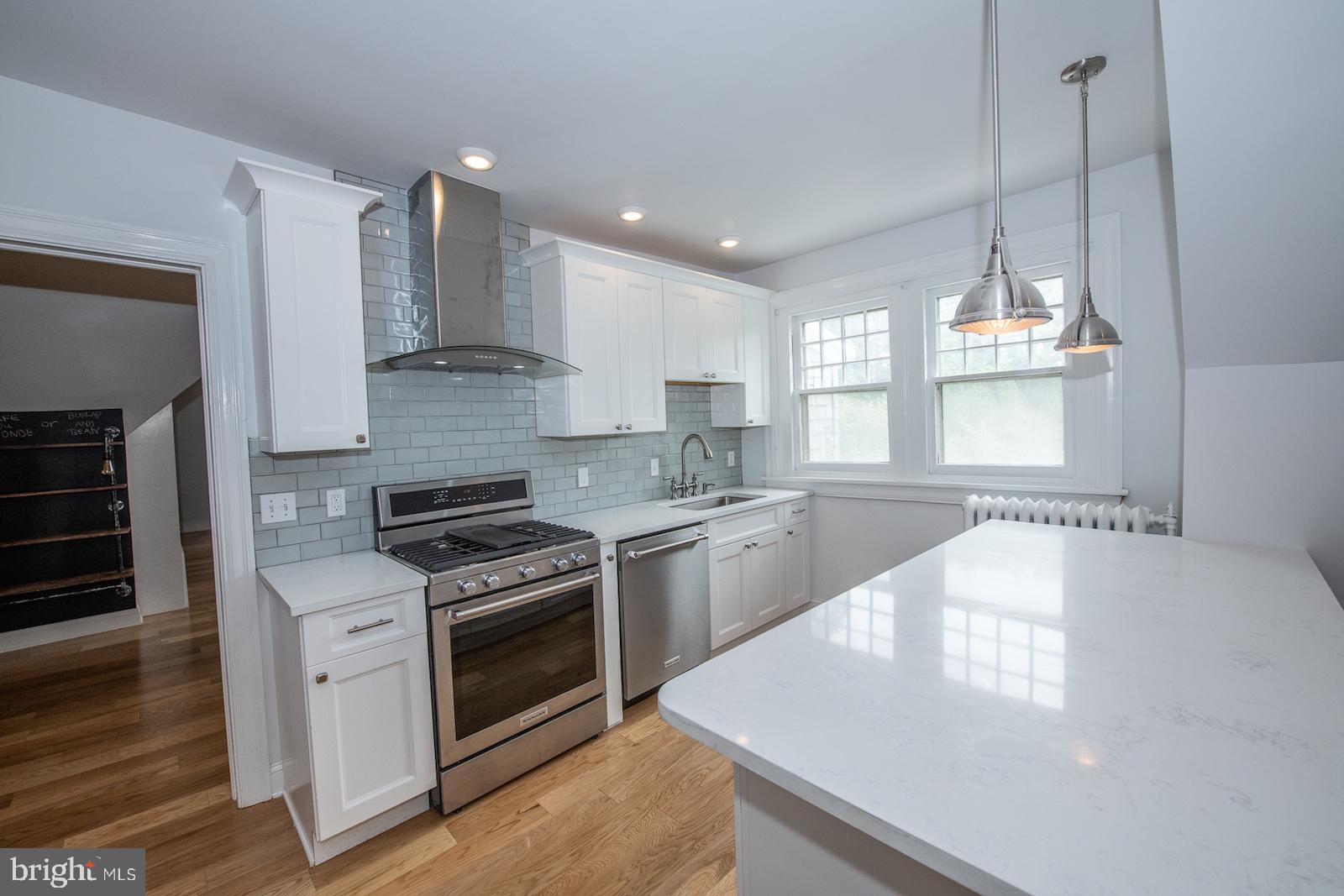 6 East Brookhaven Road Wallingford, PA 19086 - Photo 38 of 70 Remodeled Au Pair Suite - 3rd Floor