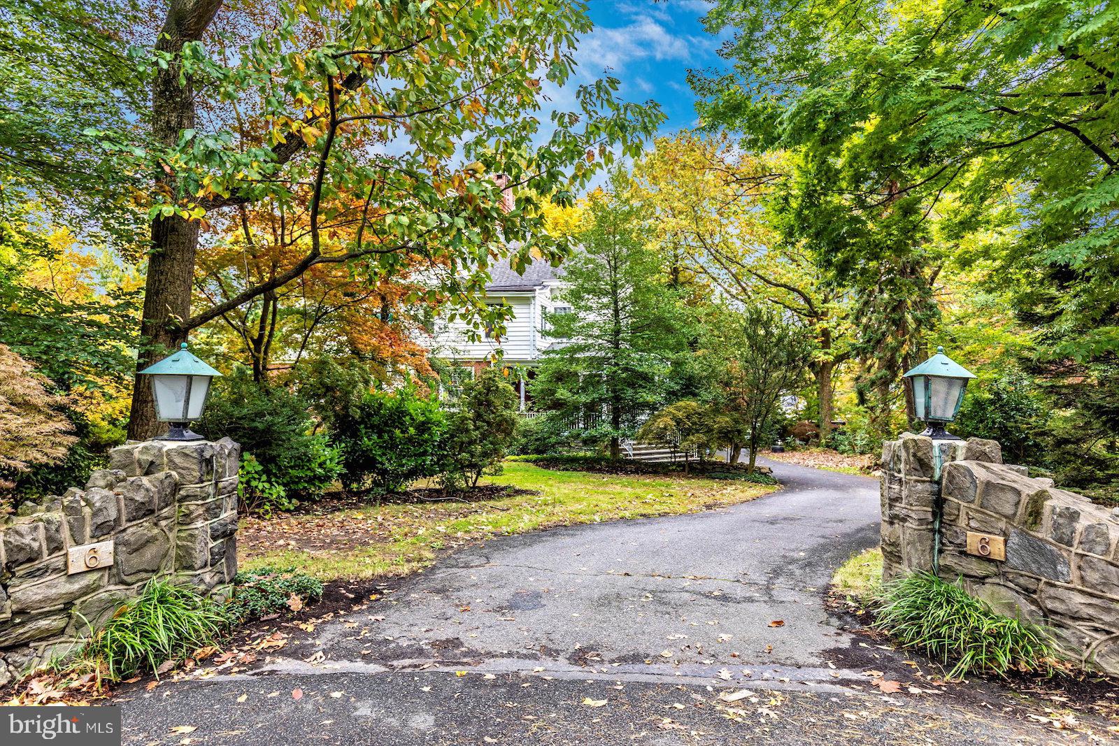 6 East Brookhaven Road Wallingford, PA 19086 - Photo 57 of 70 Front Driveway Entrance
