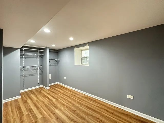 $1,950 | 2317 North Keeler Avenue, Unit GDN, Chicago, IL 60639