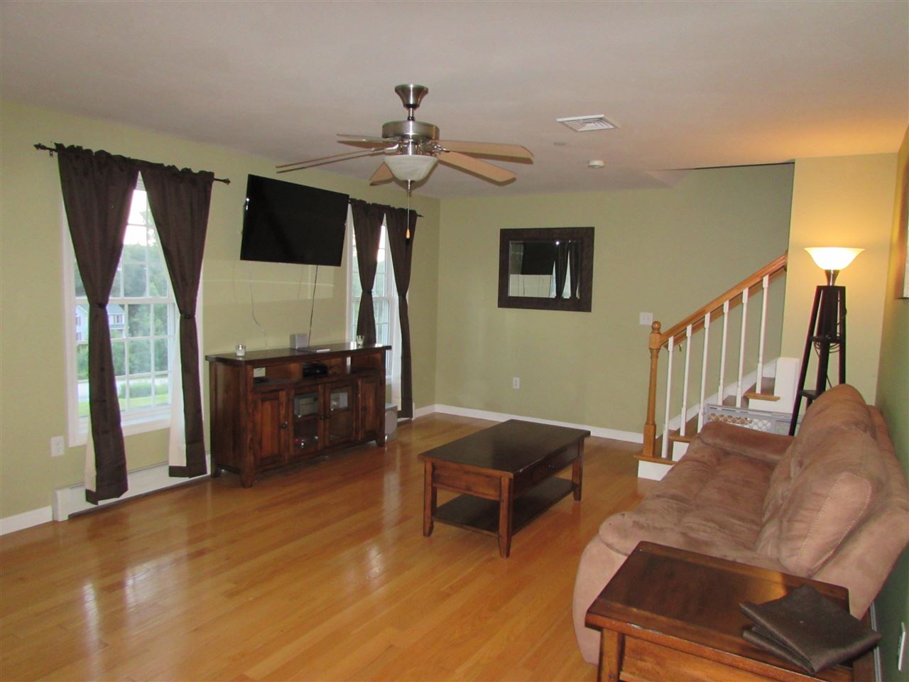 9 Fox Run Road Raymond, NH 03077 - Photo 9 of 22