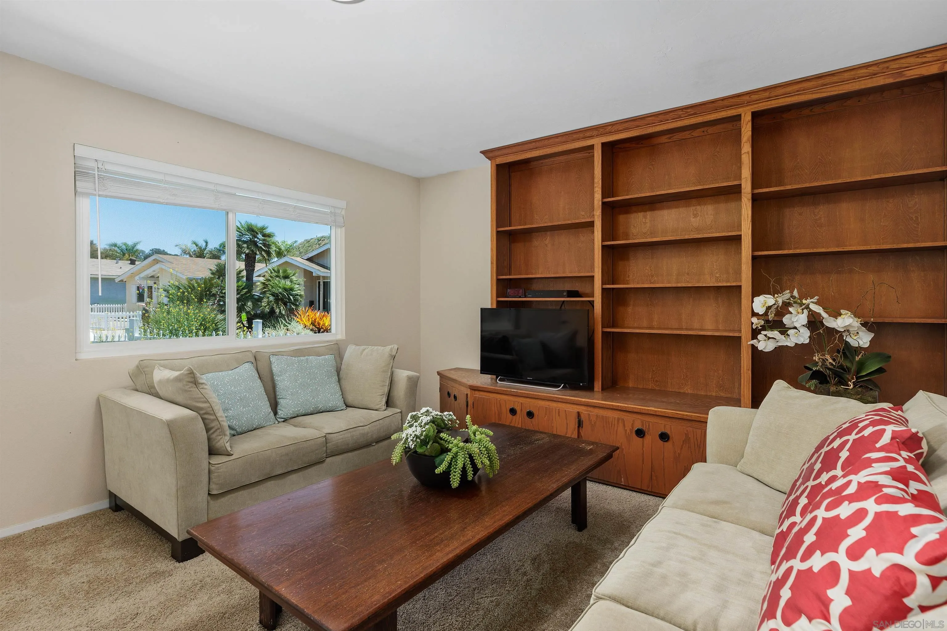700 Teaberry Street Encinitas, CA 92024 - Photo 8 of 30 Gallery Image 8