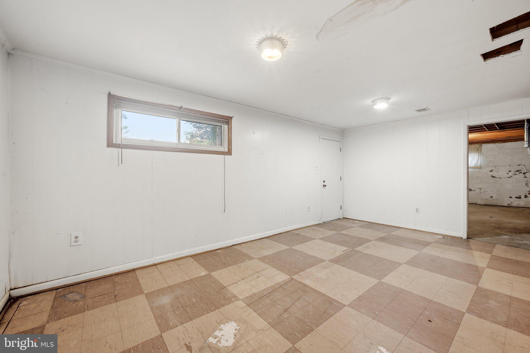 6426 Deepford Street Springfield, VA 22150 - Photo 20 of 32 Basement