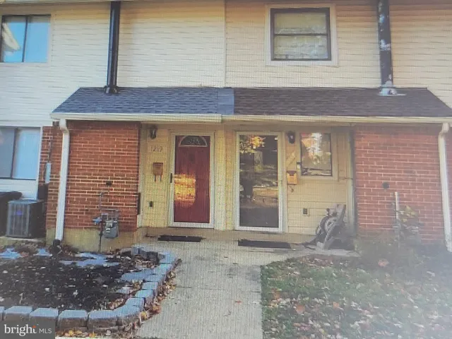 $2,190 | 1219 Marcy Avenue, Oxon Hill, MD 20745