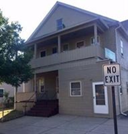 680 Carew Street Springfield, MA 01104 - Photo 1 of 13
