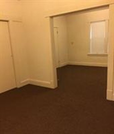 680 Carew Street Springfield, MA 01104 - Photo 7 of 13