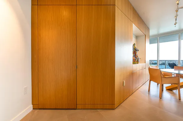 $17,500 | 400 Alton Road, Unit 1808, Miami Beach, FL 33139