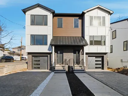 $999,000 | 138 Weigands Lane, Unit A, Secaucus, NJ 07094