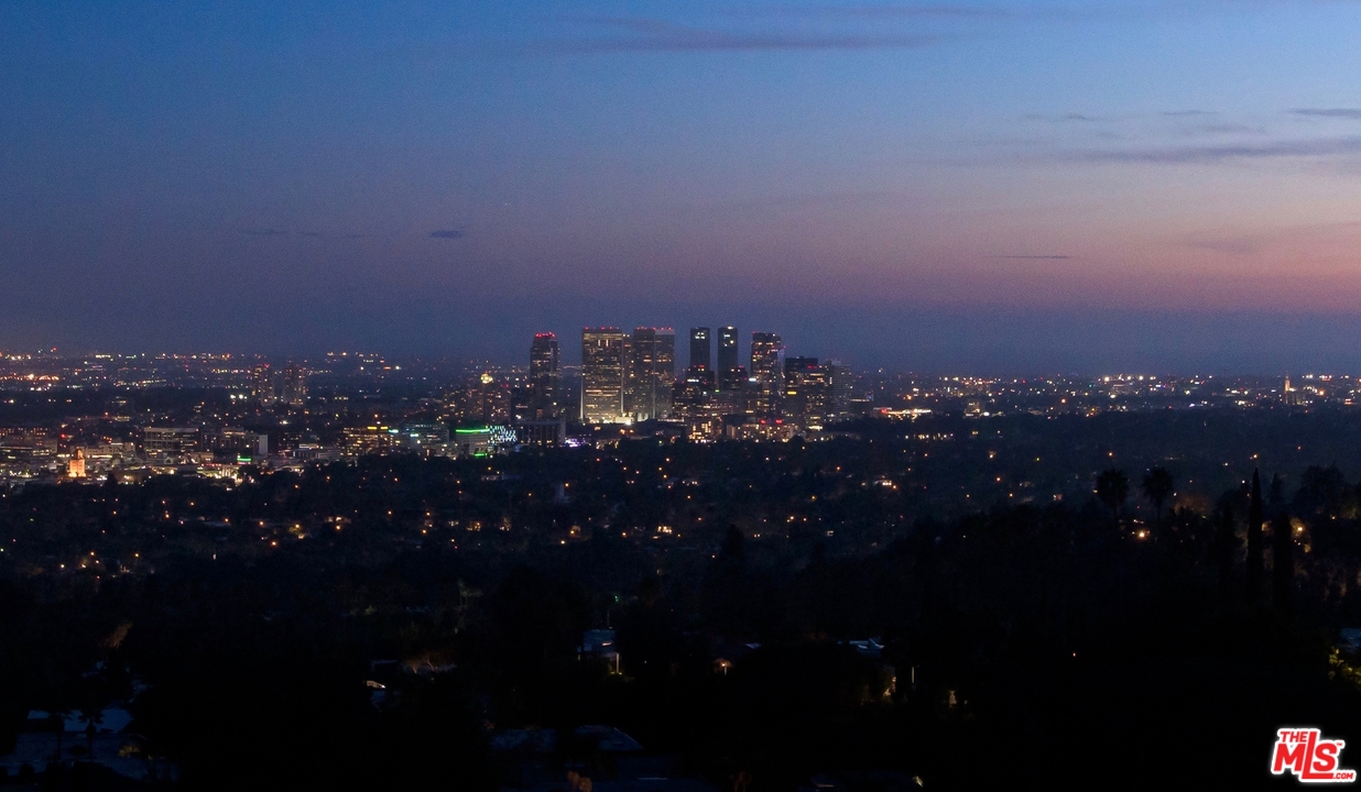 1111 Shadow Hill Way Beverly Hills, CA 90210 - Photo 14 of 14