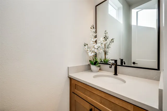 $2,200 | 6522 Old Olive Tree Drive, Houston, TX 77091