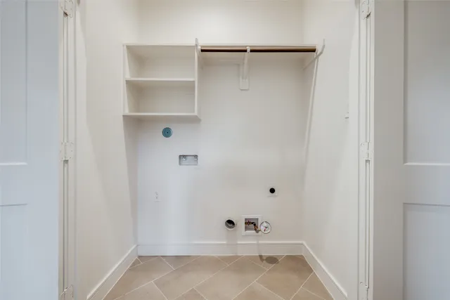 $2,200 | 6522 Old Olive Tree Drive, Houston, TX 77091