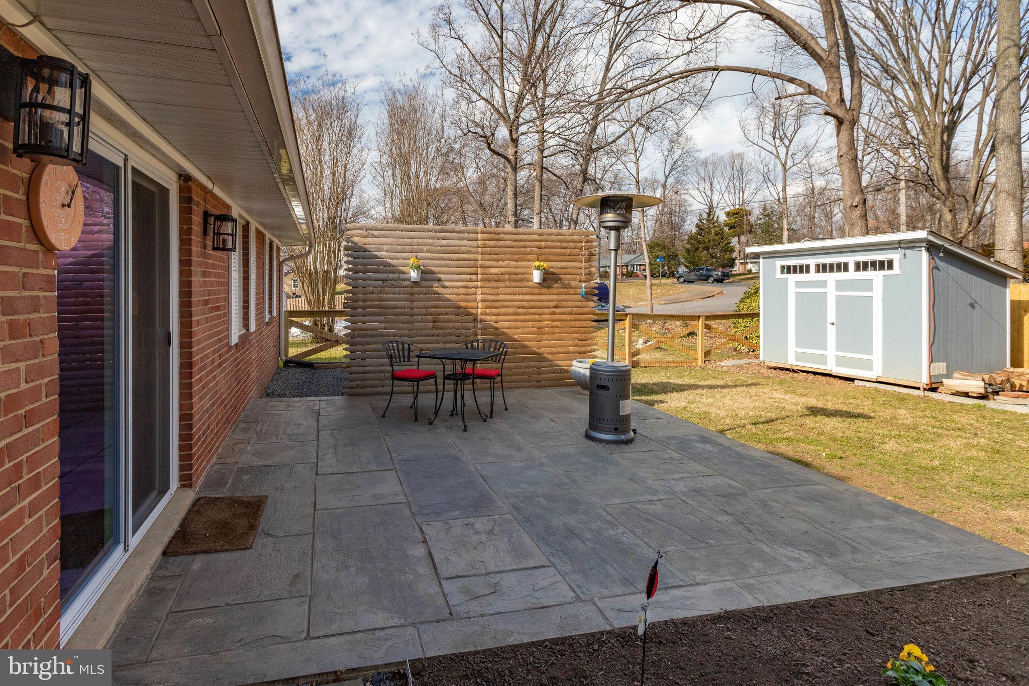 7604 Cosgrove Place Springfield, VA 22151 - Photo 14 of 40 Gallery Image 14