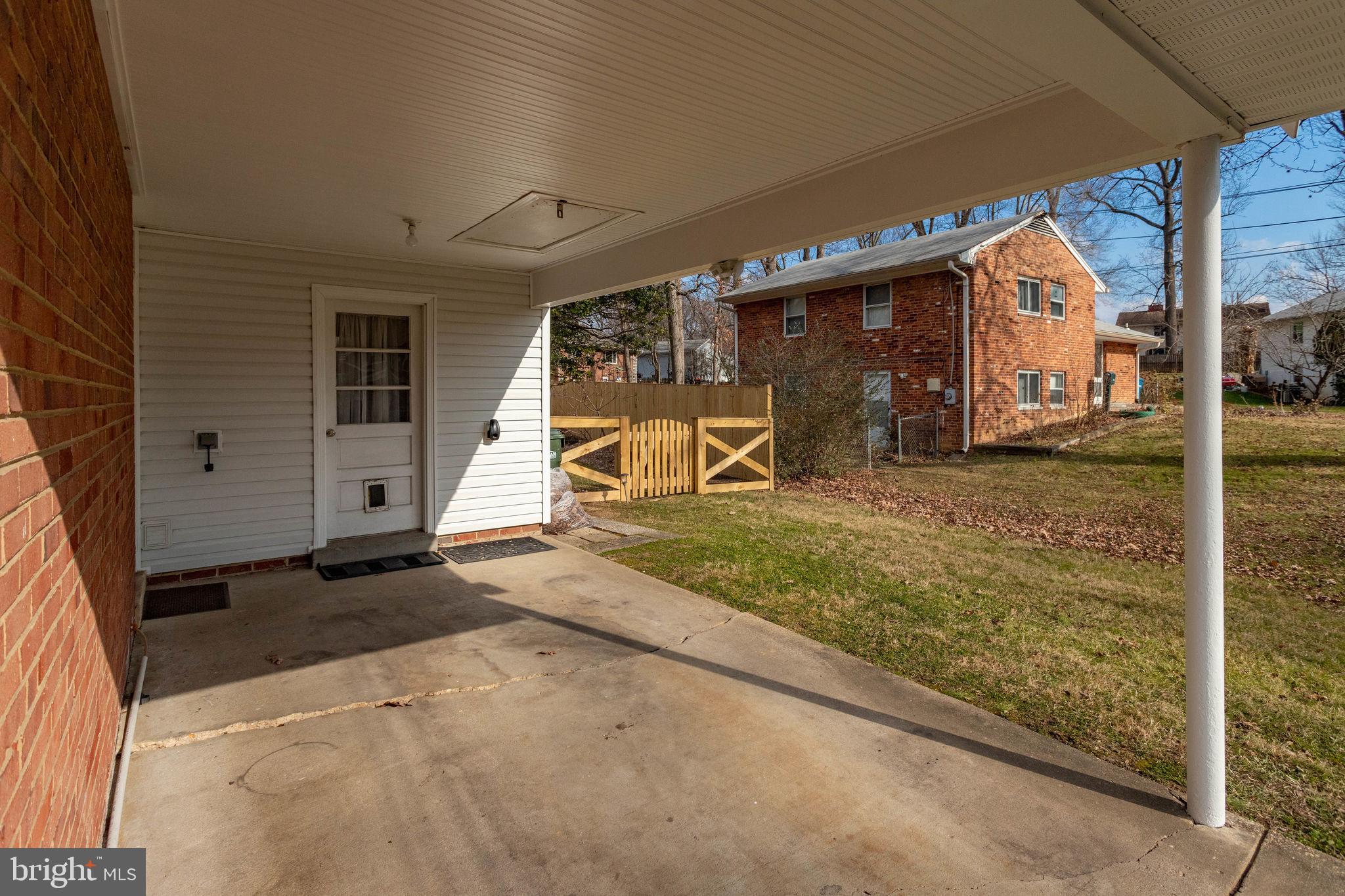 7604 Cosgrove Place Springfield, VA 22151 - Photo 31 of 40 Gallery Image 31