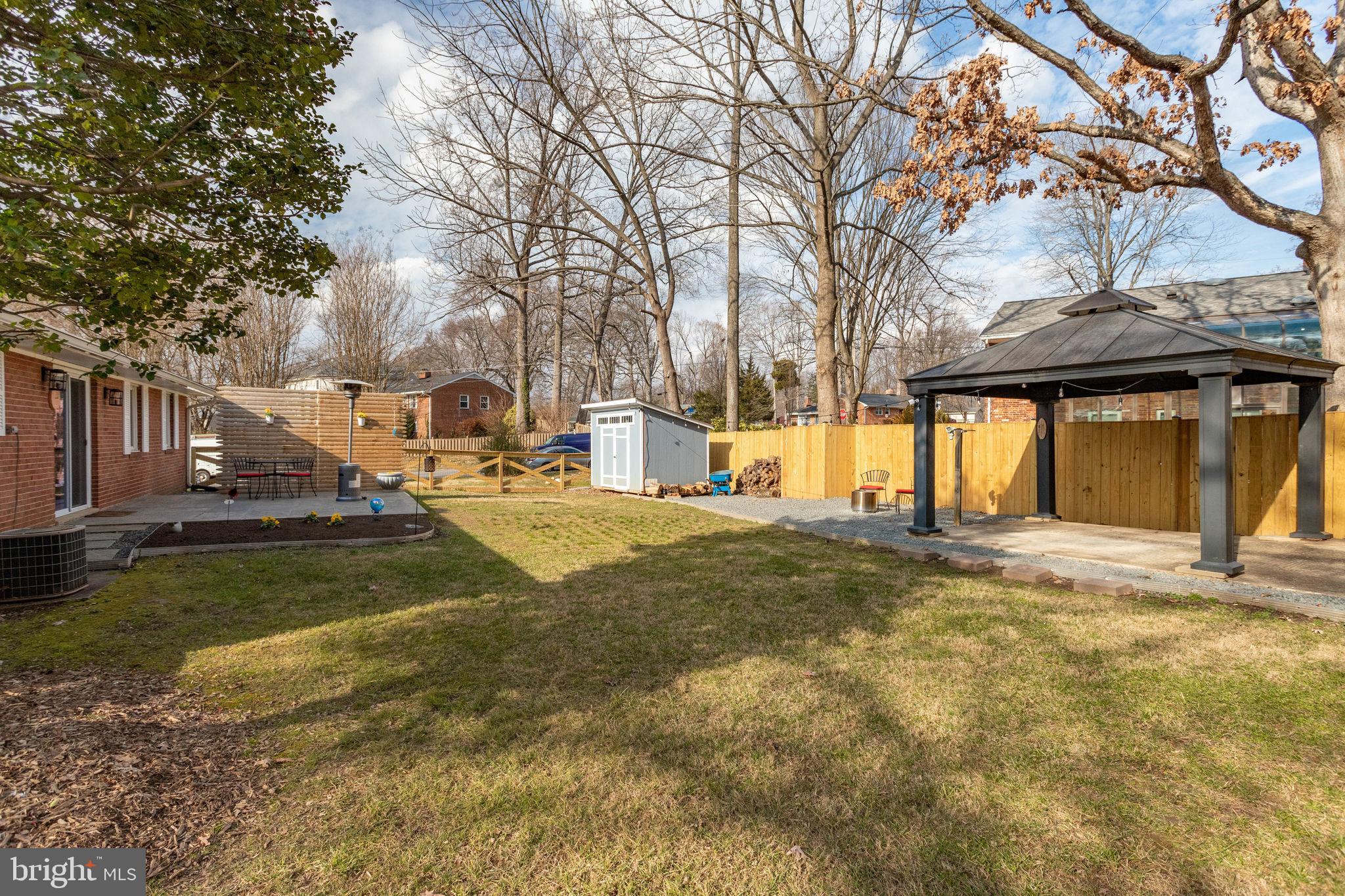 7604 Cosgrove Place Springfield, VA 22151 - Photo 6 of 40 Gallery Image 6