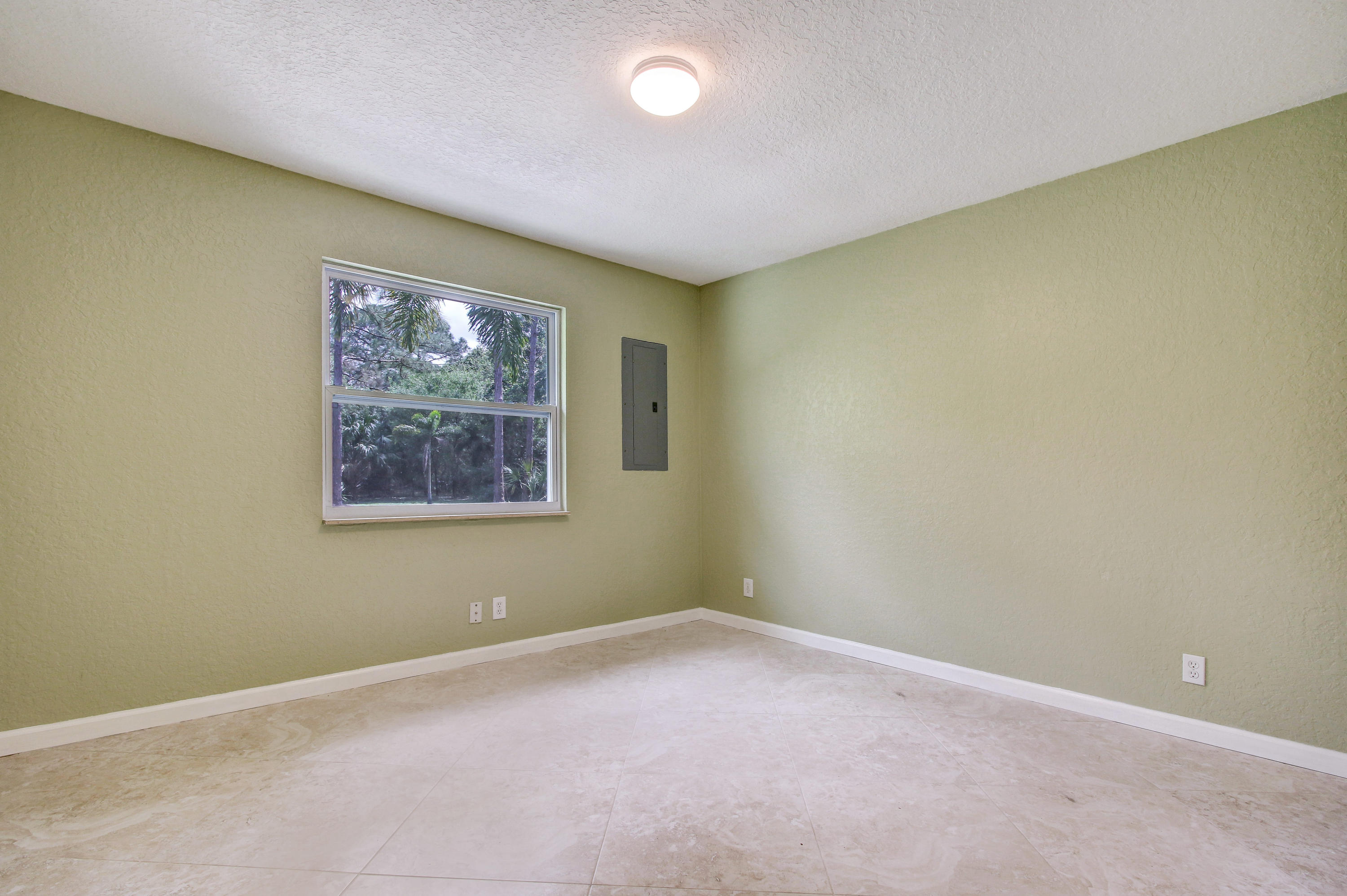 16648 Randolph Siding Road Jupiter, FL 33478 - Photo 15 of 26 16648 Randolph15