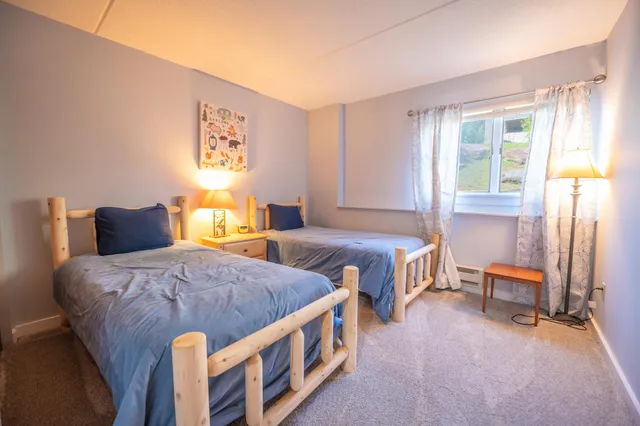 $349,000 | 32 B Snow Tree Lane, Unit OAKS B, West Dover, VT 05356