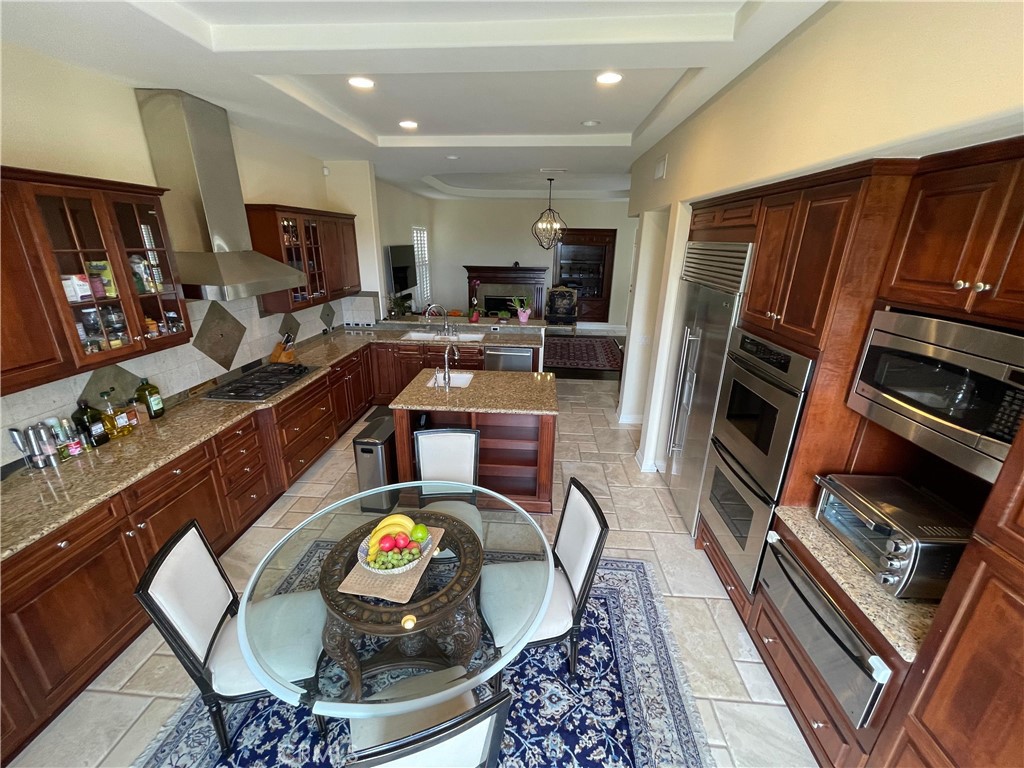 20124 Vía Cellini Porter Ranch, CA 91326 - Photo 17 of 49