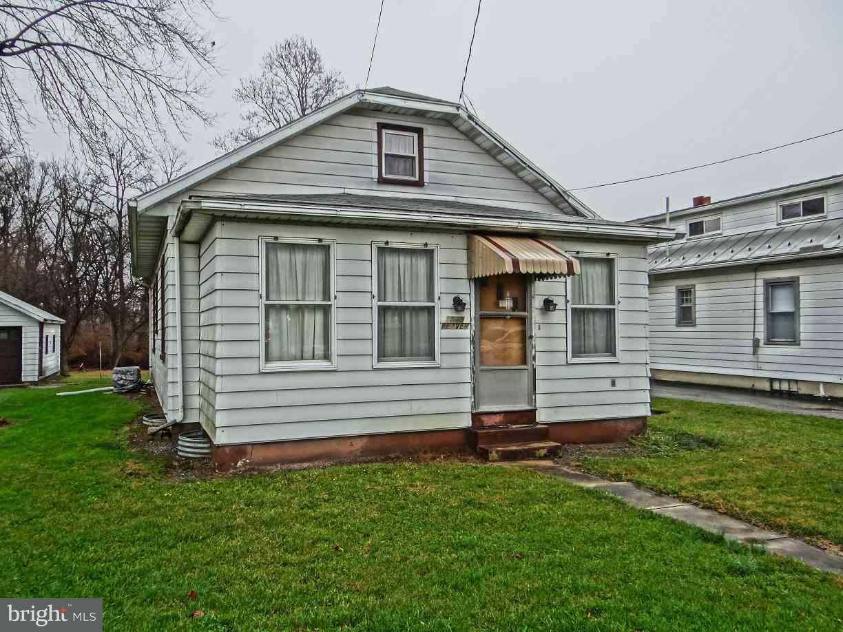 1549 Spring Road Carlisle, PA 17013 - Photo 1 of 6 Gallery Image 1