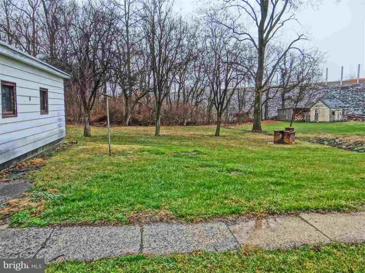 1549 Spring Road Carlisle, PA 17013 - Photo 5 of 6 Gallery Image 5