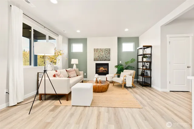 $589,950 | 368 Northeast Shadowhawk Lane, Bremerton, WA 98311