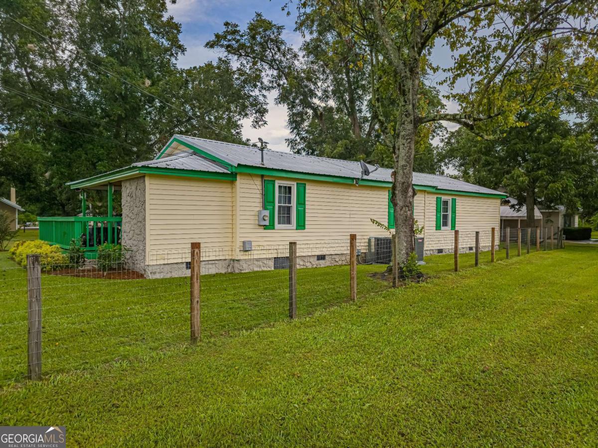 2242 Highway 82 Enigma, GA 31749 - Photo 42 of 47