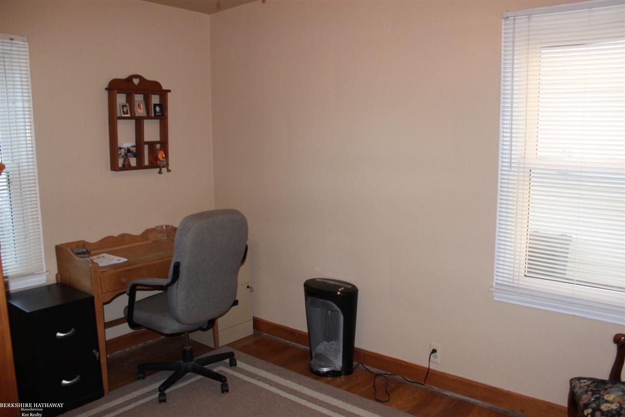 8281 Standard Street Center Line, MI 48015 - Photo 16 of 30 31338154-15.JPG