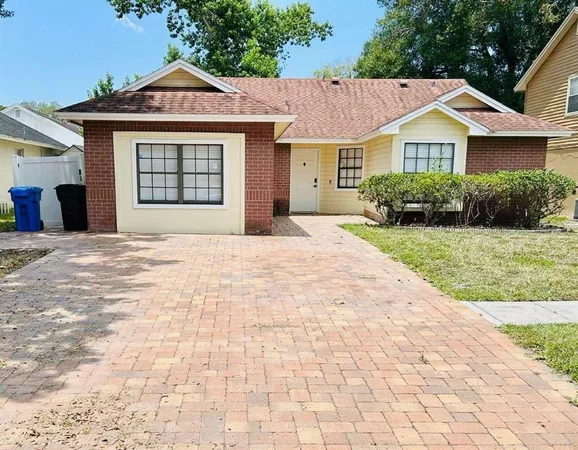 $2,800 | 12718 Trowbridge Lane, Tampa, FL 33624