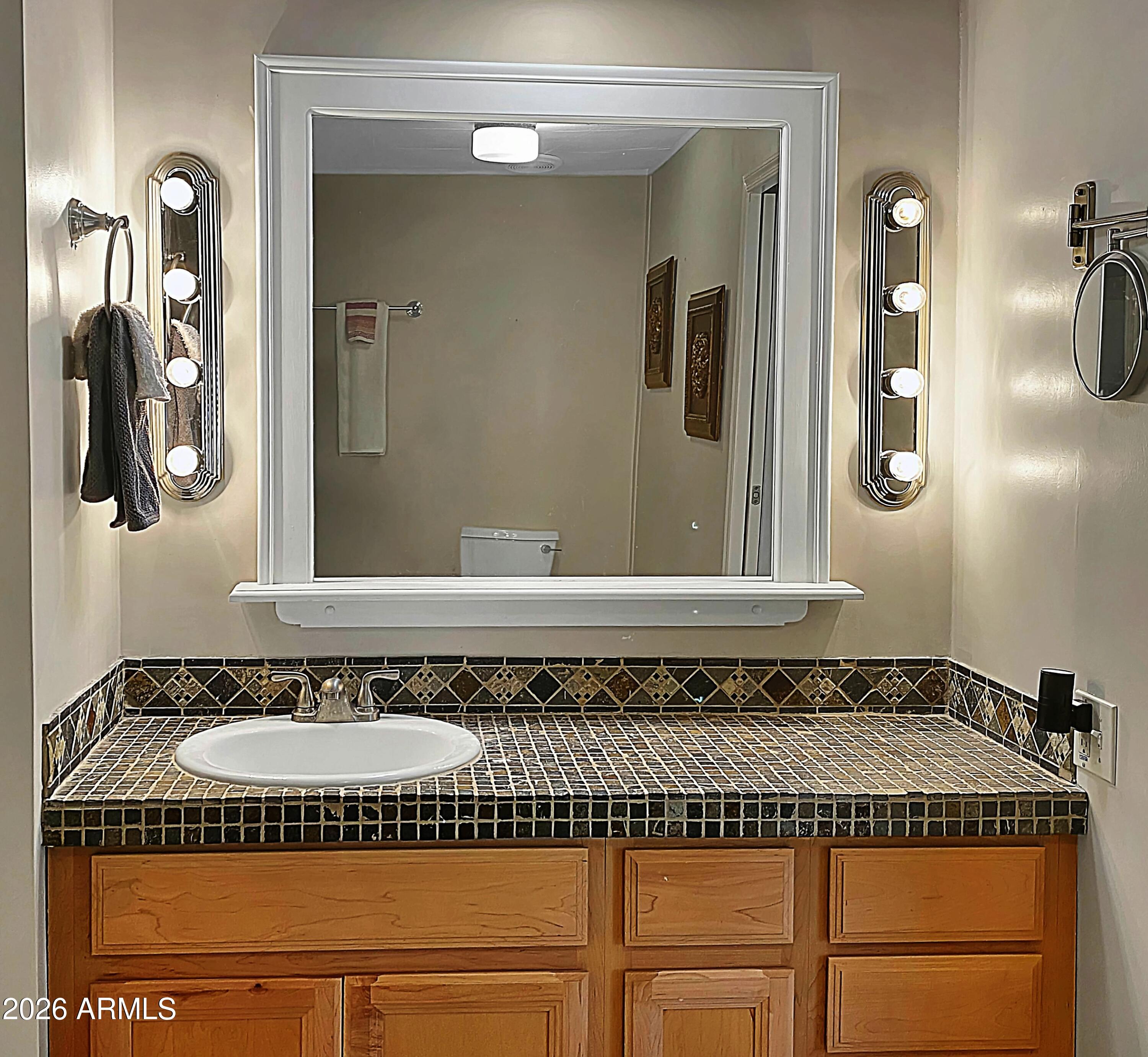 6770 West State Rte 89A, Unit 5 Sedona, AZ 86336 - Photo 12 of 27 Updated Primary Bathroom