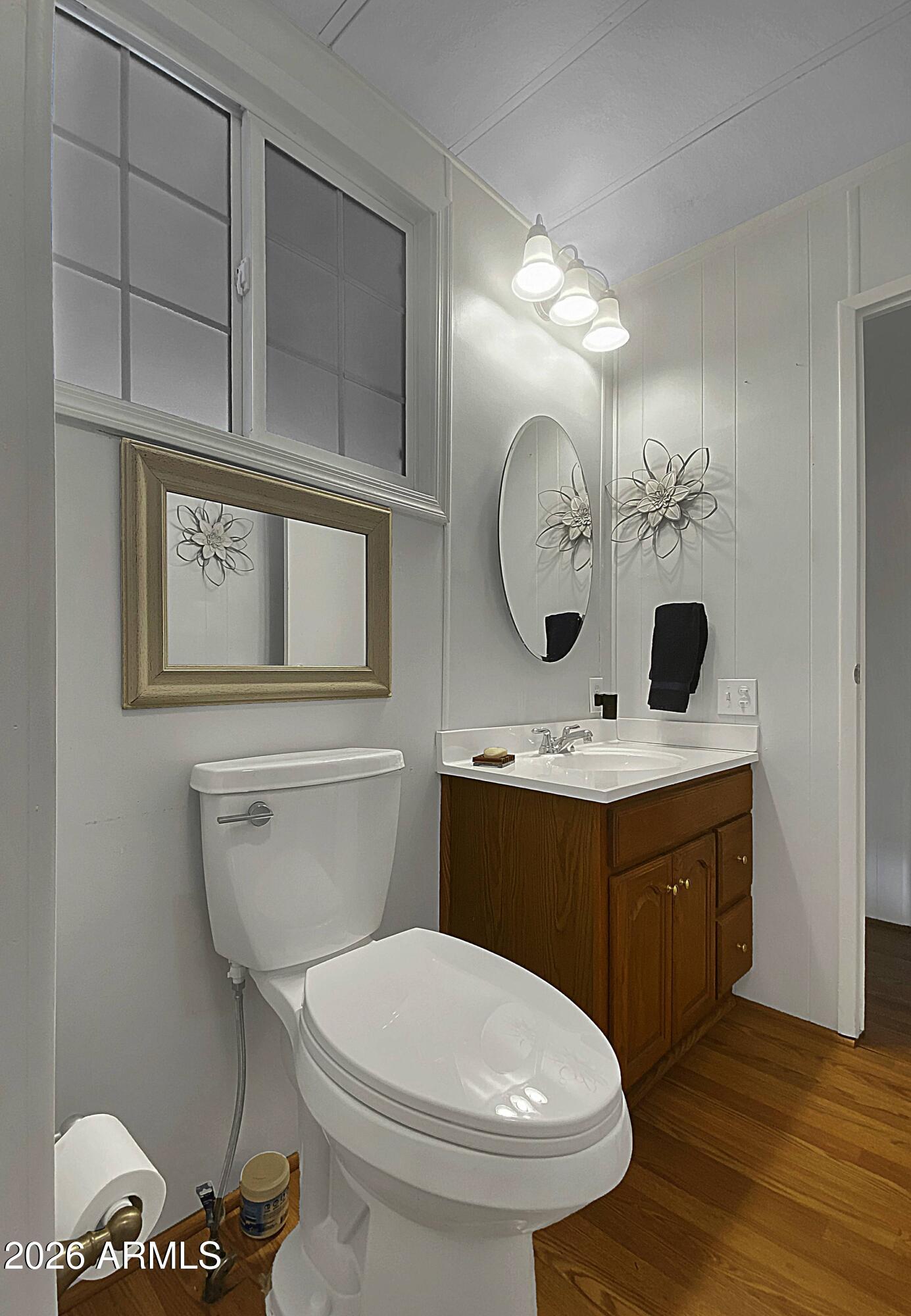 6770 West State Rte 89A, Unit 5 Sedona, AZ 86336 - Photo 17 of 27 Updated Guest Bathroom