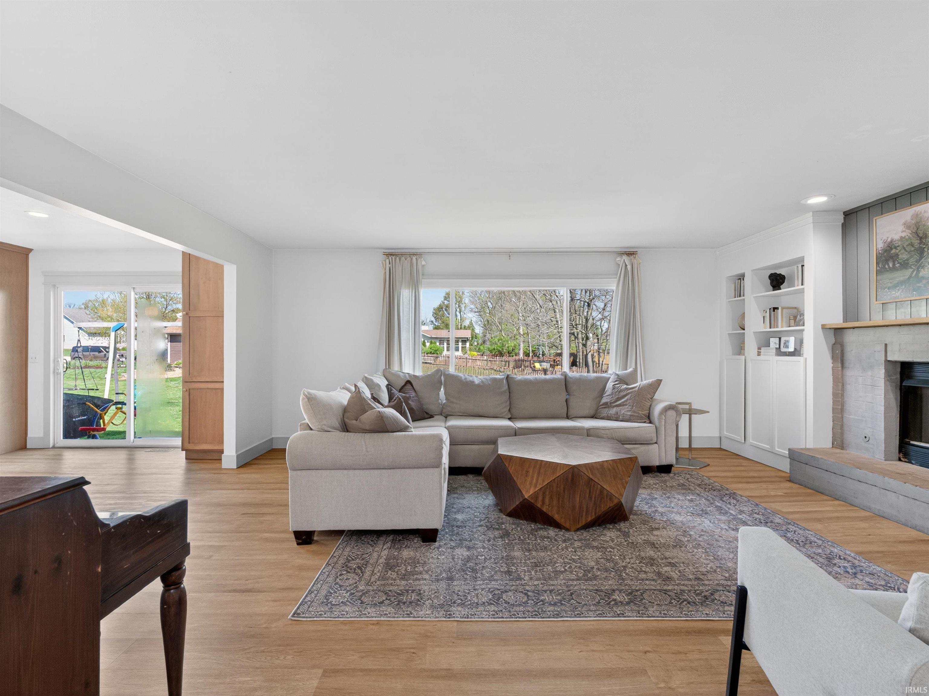 5103 Holly Oak Road Fort Wayne, IN 46845 - Photo 5 of 36