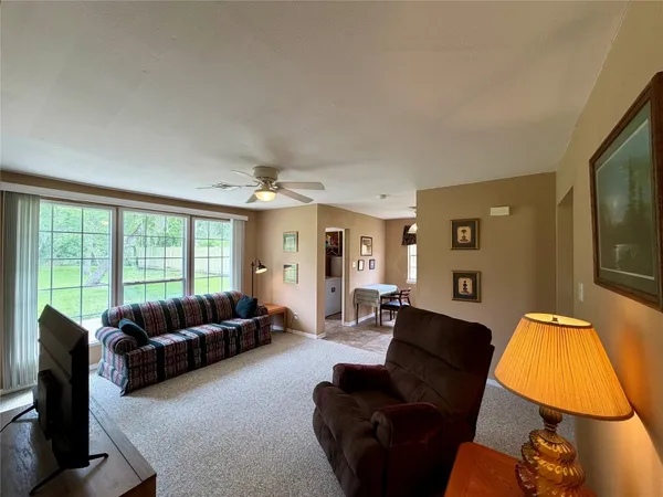 $215,000 | 114 Edgewater Street, Clute, TX 77531